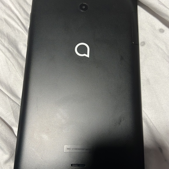 A tablet - Picture 3 of 3